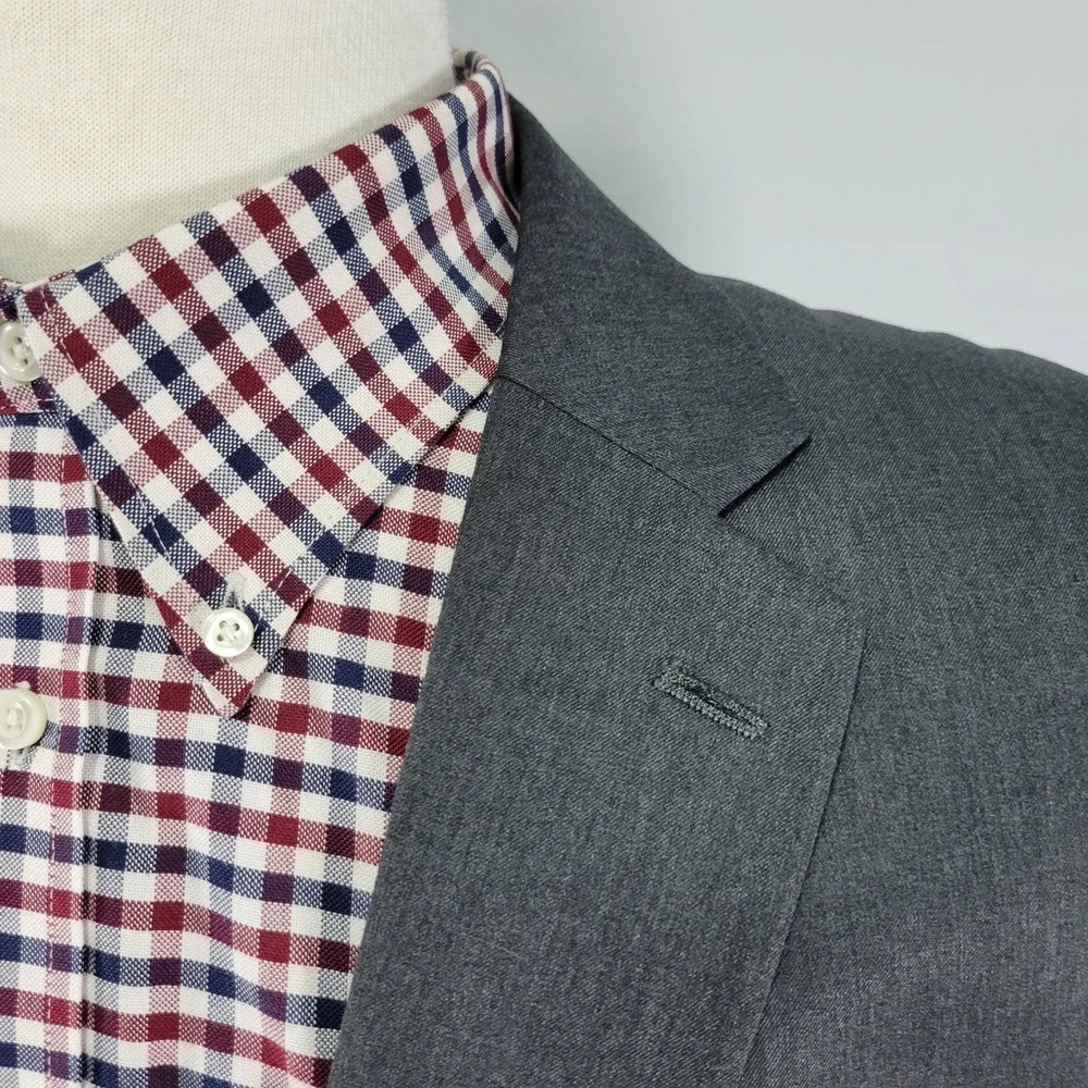 Van Heusen Men's Sport Coat Blazer Two Button Gray‎ Polyester Blend Size 52R